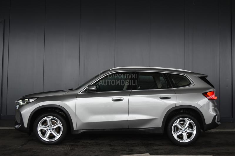 BMW X1 sDrive 18i AT