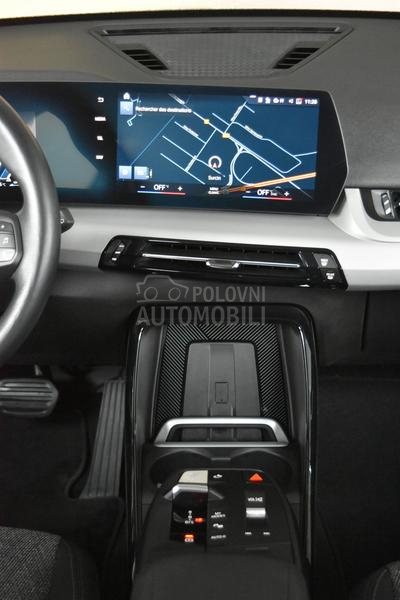 BMW X1 sDrive 18i AT