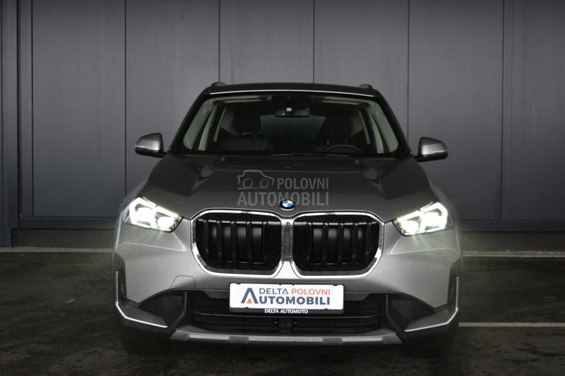 BMW X1 sDrive 18i AT