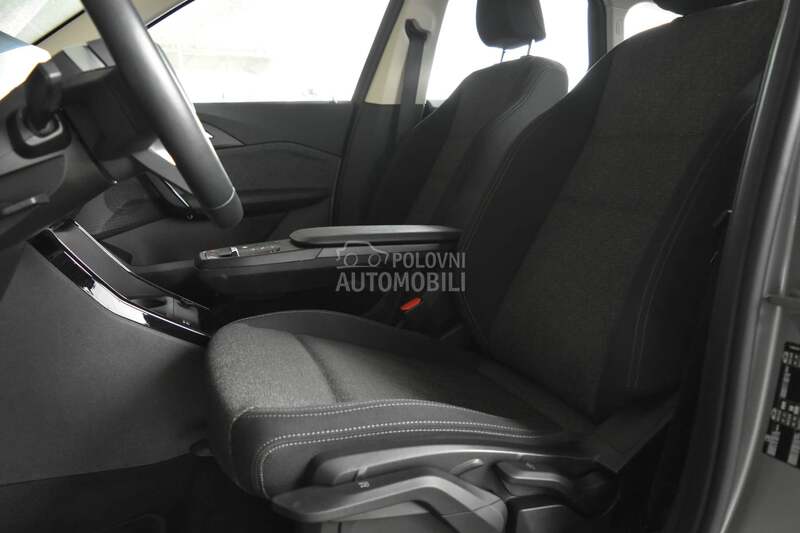 BMW X1 sDrive 18i AT