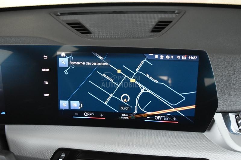 BMW X1 sDrive 18i AT