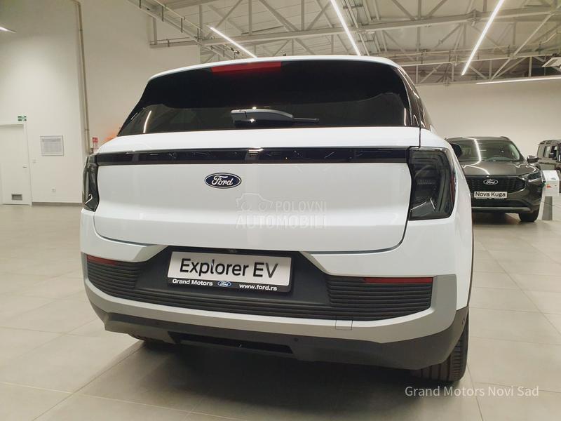 Ford Explorer EV