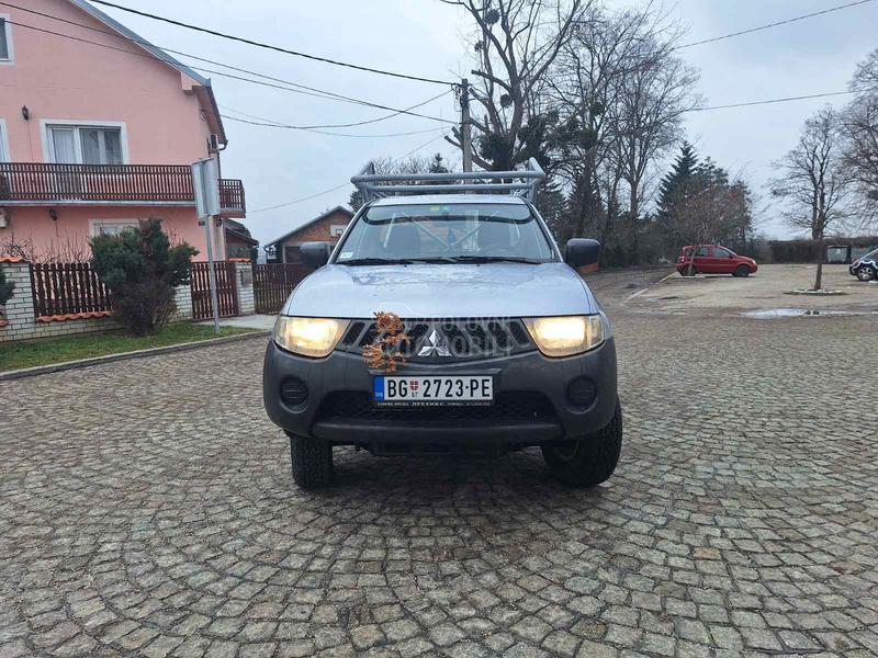 Mitsubishi L200 
