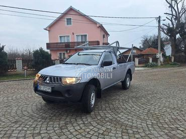 Mitsubishi L200 