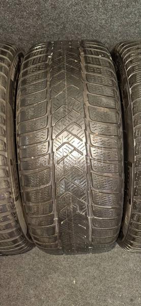 Pirelli 225/45 R18 Zimska