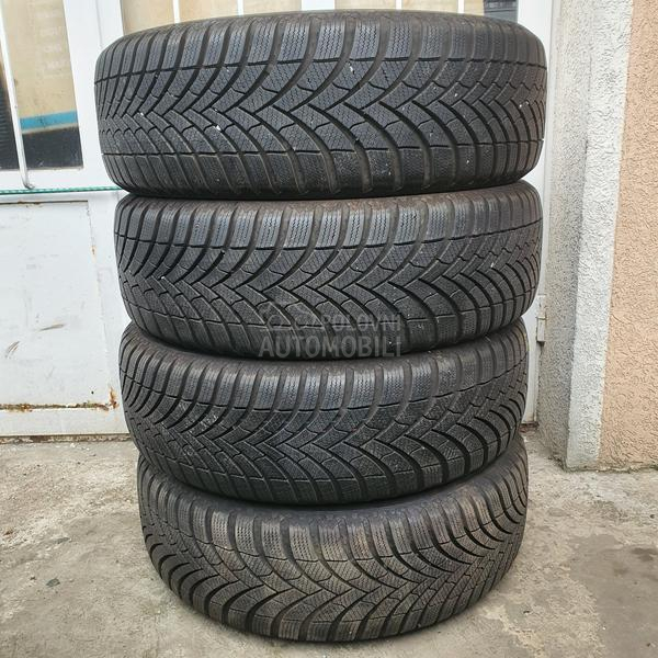 Semperit 205/60 R16 Zimska