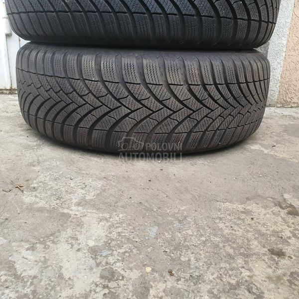 Semperit 205/60 R16 Zimska
