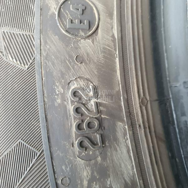 Semperit 205/60 R16 Zimska