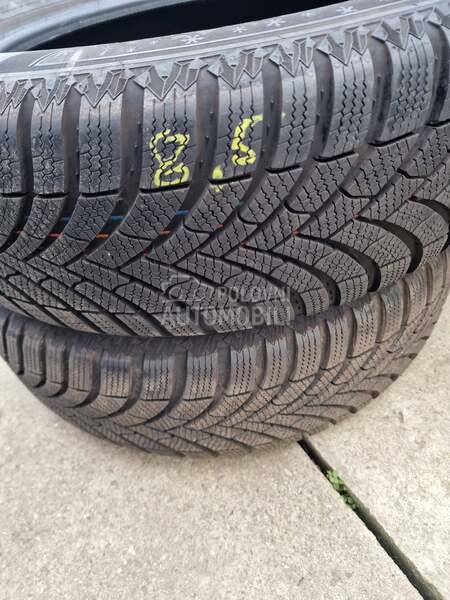 Semperit 205/60 R16 Zimska