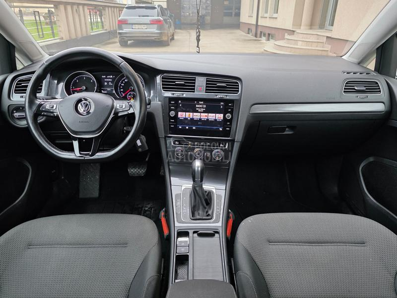 Volkswagen Golf 7 1.6 TDI DSG