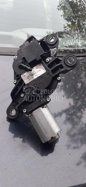 motor zadnjeg brisača