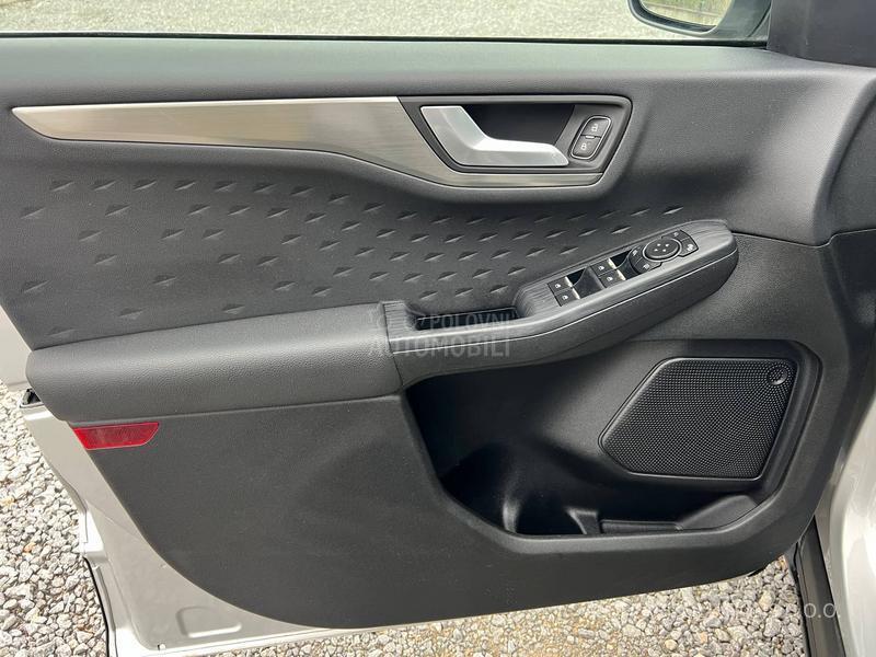 Ford Kuga 1.5 Tdci/Titanium