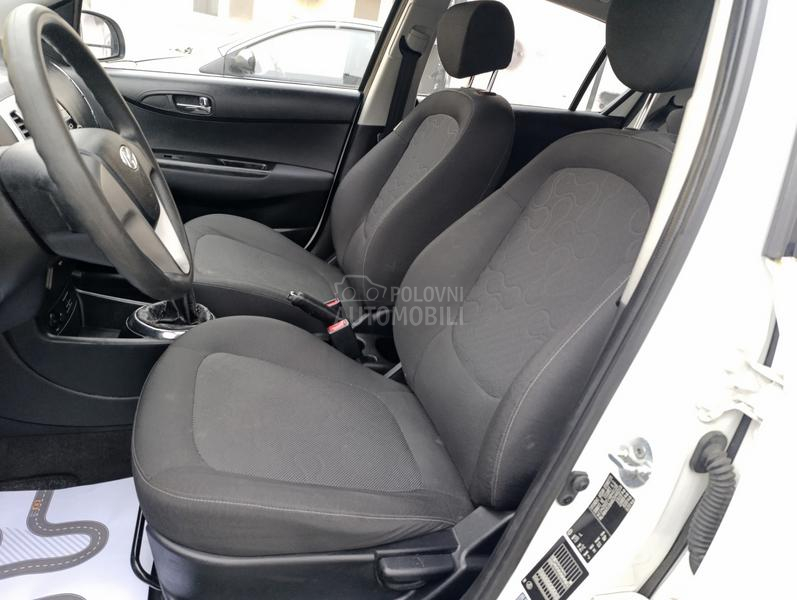 Hyundai i20 1.2 ben 5 v r a t a
