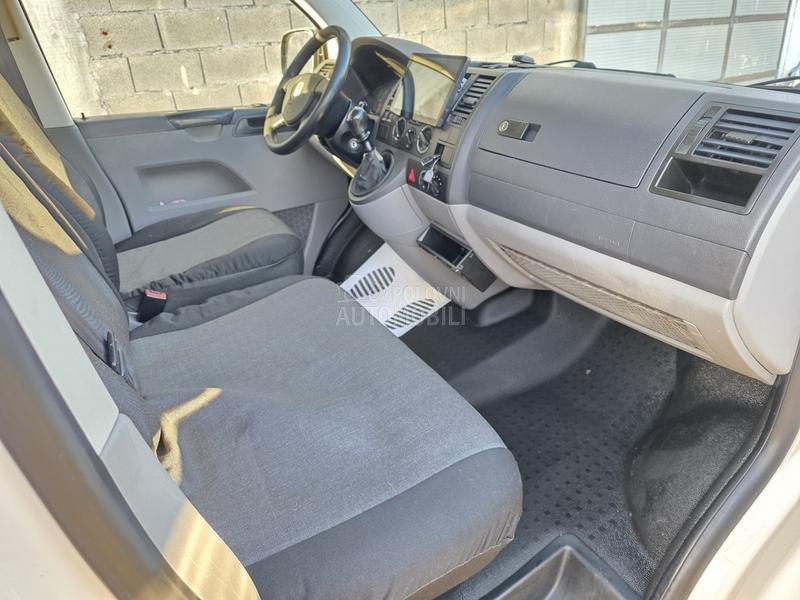 Volkswagen Transporter T5 