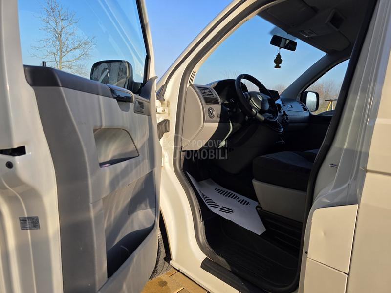 Volkswagen Transporter T5 