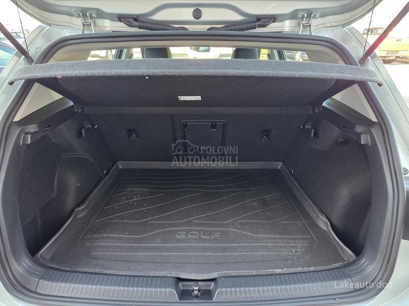 Volkswagen Golf 8 2.0 TDI