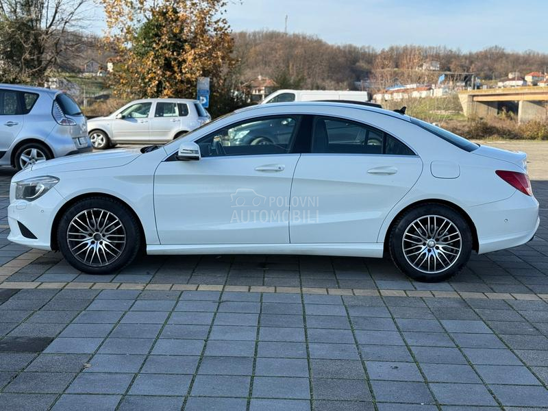 Mercedes Benz CLA 180 