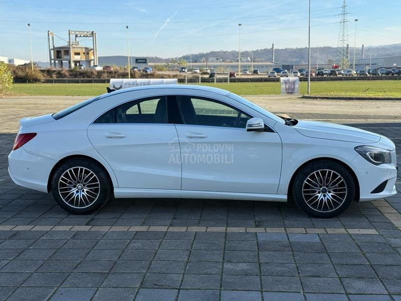 Mercedes Benz CLA 180 