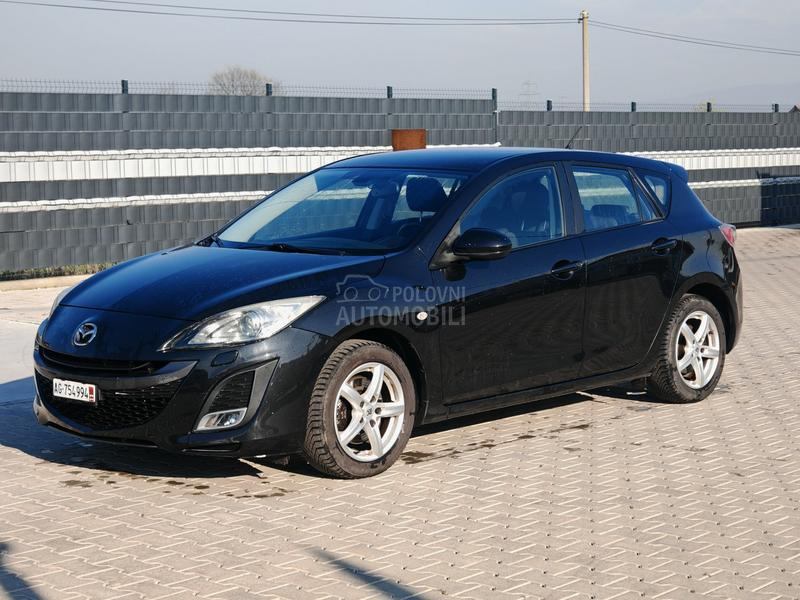 Mazda 3 2.0 SPORT