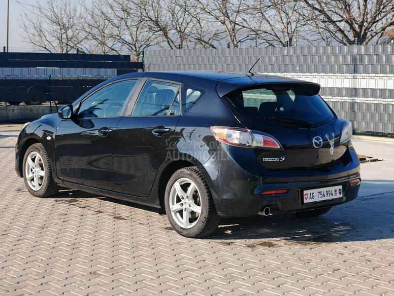 Mazda 3 2.0 SPORT