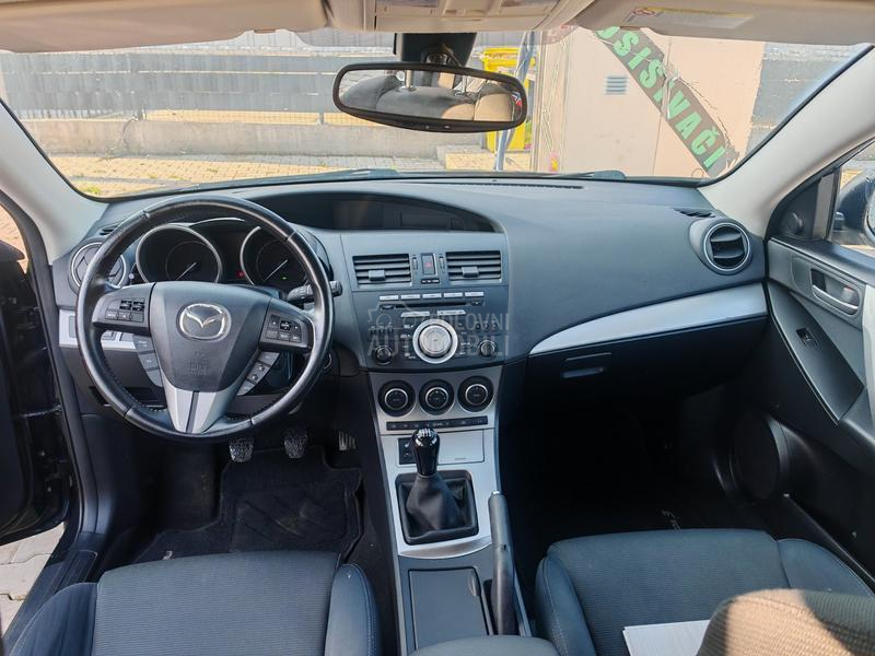 Mazda 3 2.0 SPORT
