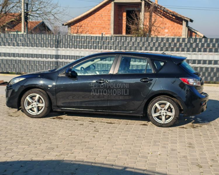 Mazda 3 2.0 SPORT