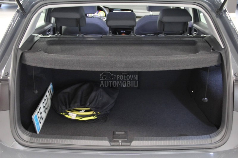 Volkswagen Golf 8 RATA OD250/STYLE HYB