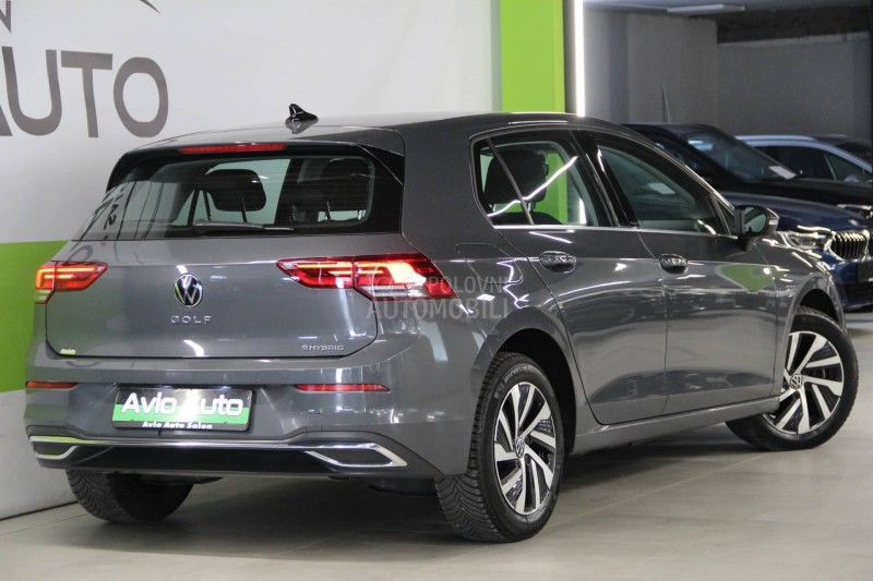 Volkswagen Golf 8 RATA OD250/STYLE HYB
