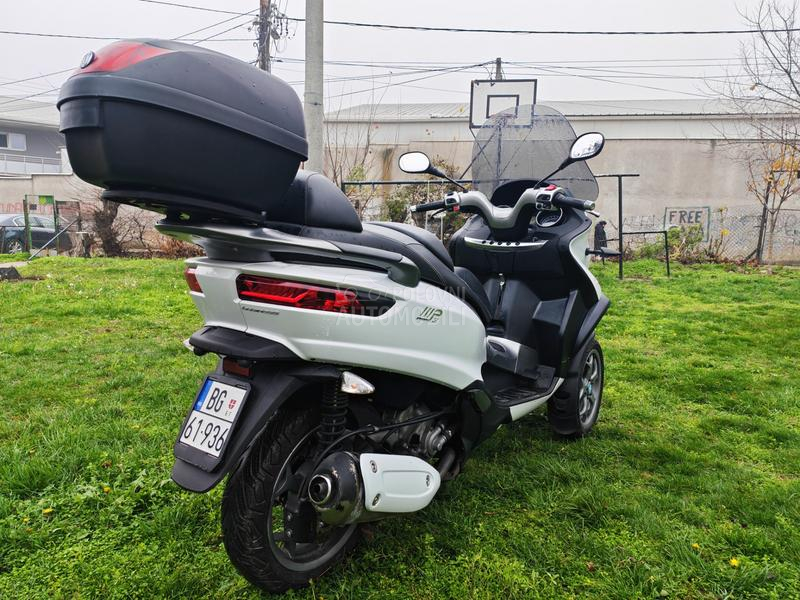 Piaggio Mp3