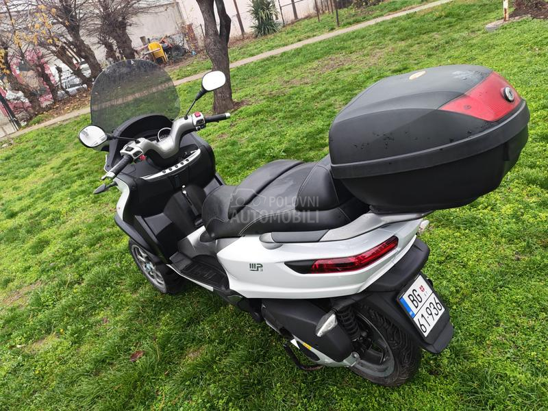 Piaggio Mp3
