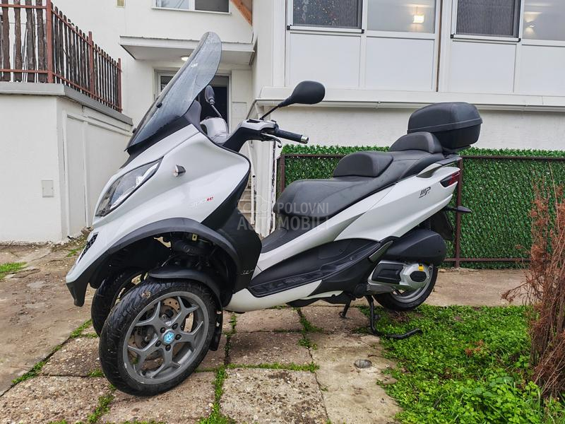 Piaggio Mp3