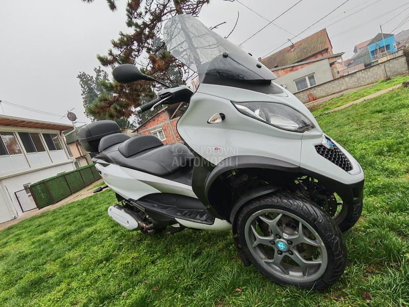 Piaggio Mp3