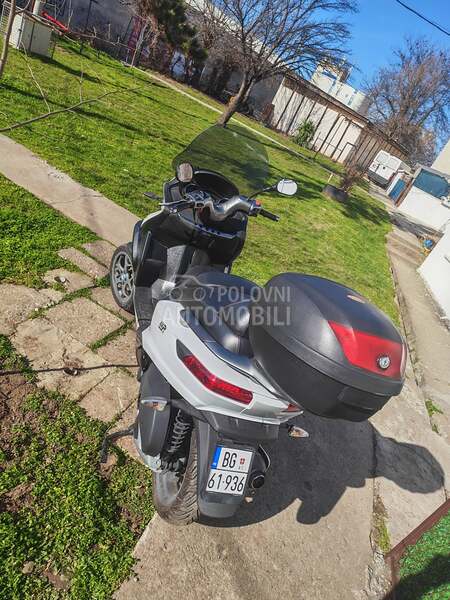 Piaggio Mp3