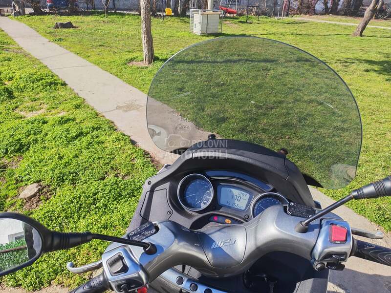 Piaggio Mp3
