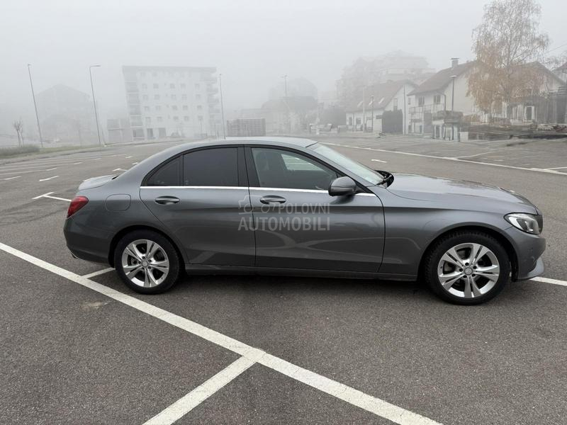Mercedes Benz C 200 