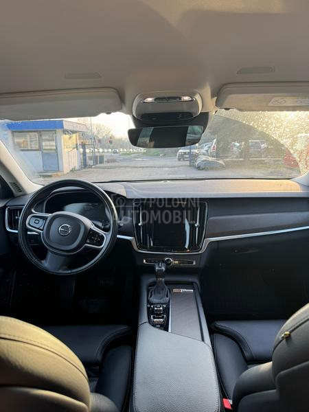 Volvo V90 Cross Country D4