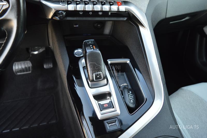 Peugeot 5008 1.5 BluHDi130 Allure