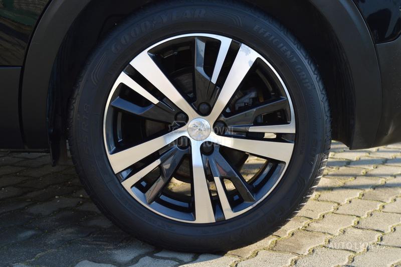 Peugeot 5008 1.5 BluHDi130 Allure