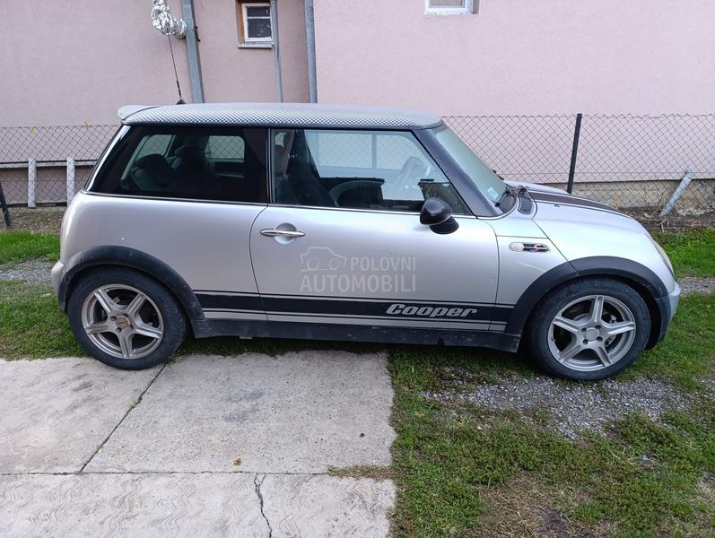 MINI Cooper 