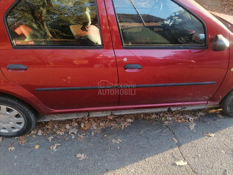 Dacia Logan 