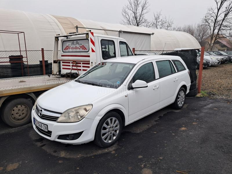 Opel Astra H 1.9jtd