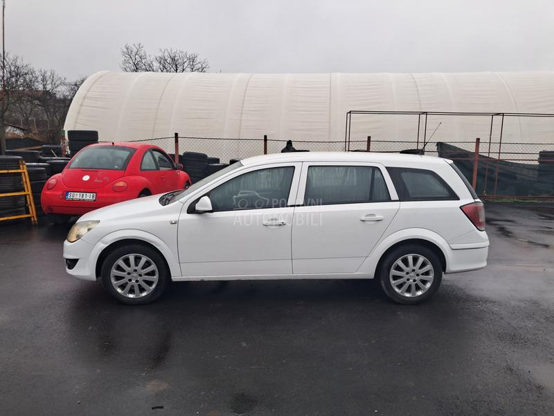 Opel Astra H 1.9jtd