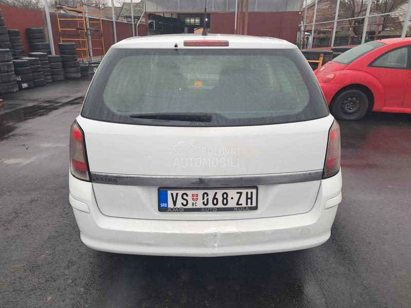 Opel Astra H 1.9jtd