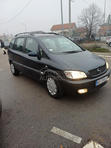 Opel Zafira 
