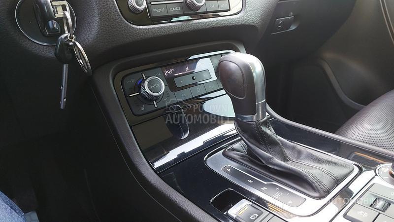 Volkswagen Touareg 3.0 exscluzive