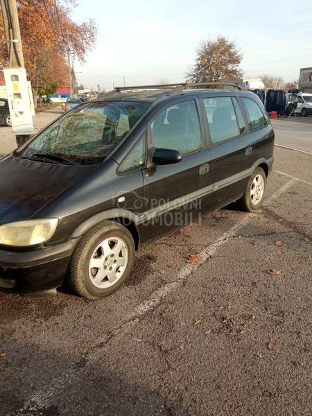 Opel Zafira 2.0 dti regi