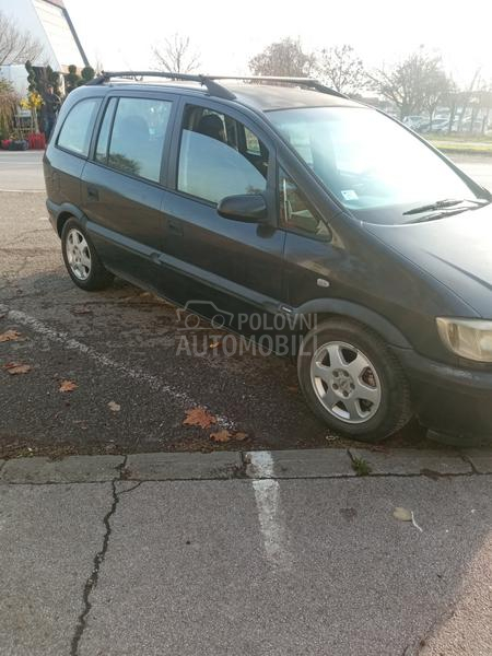 Opel Zafira 2.0 dti regi