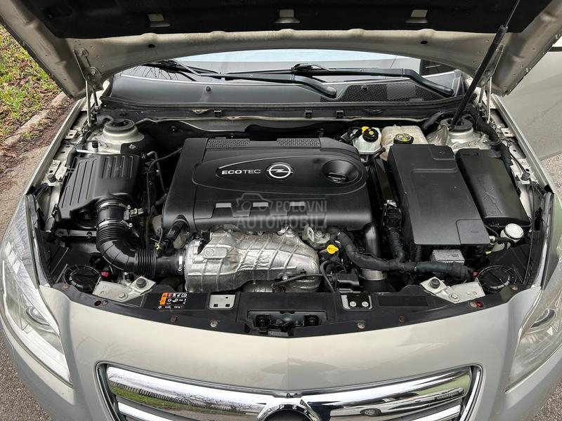 Opel Insignia 2.0cdti navy