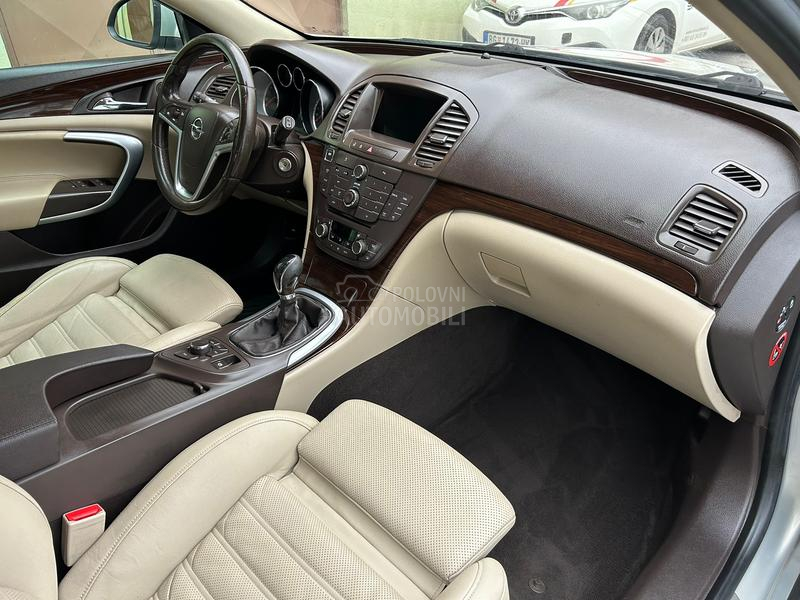 Opel Insignia 2.0cdti navy