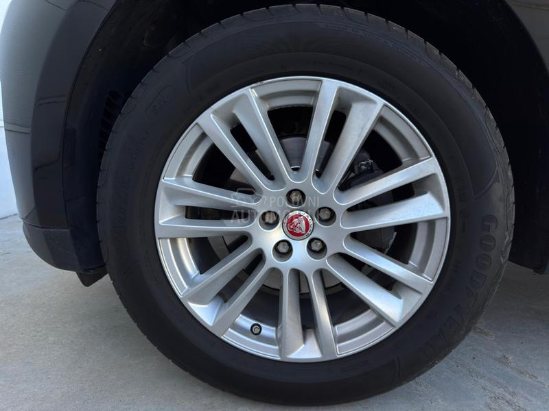 Jaguar F pace Virtual/AWD/Nav